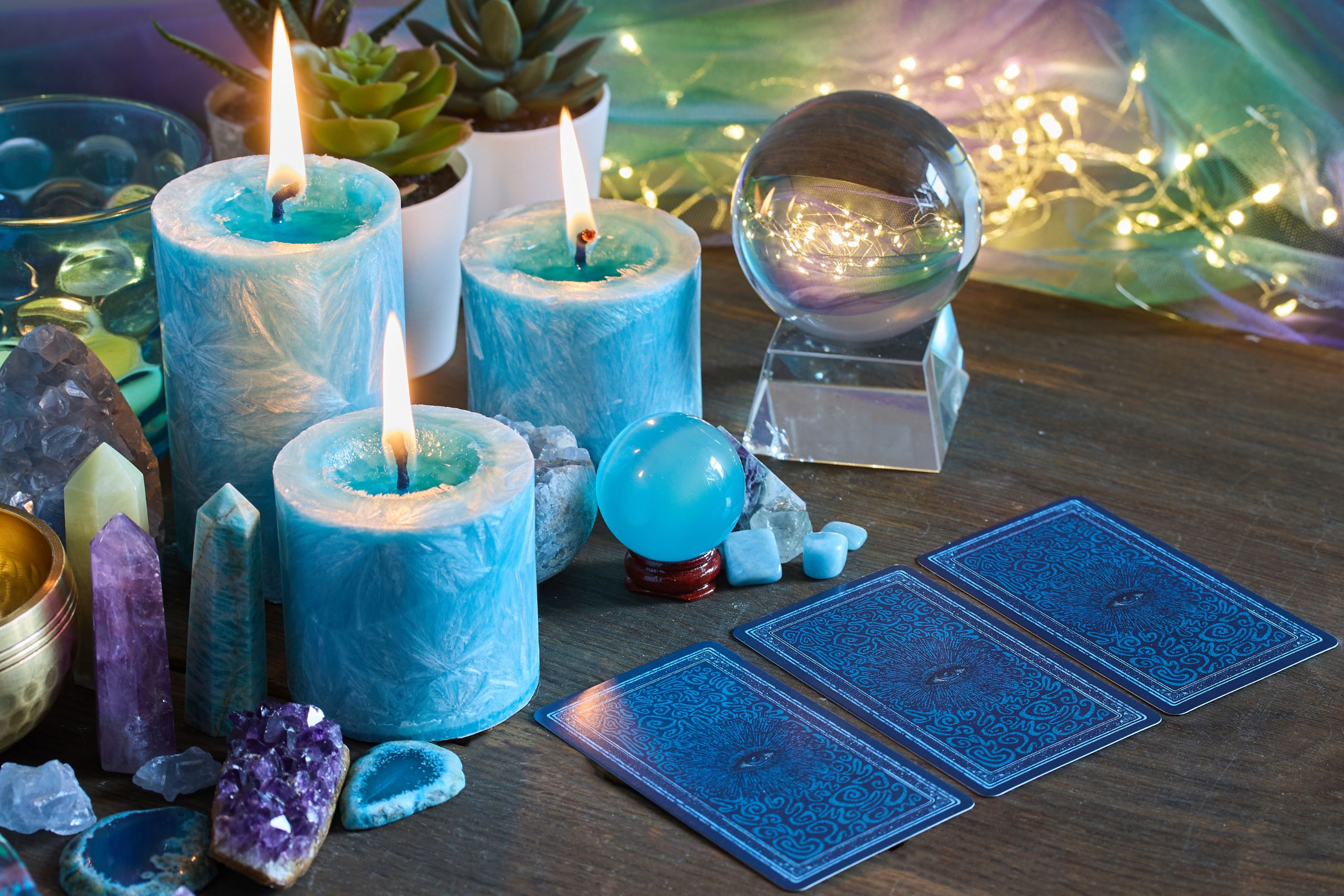 Gain Insight Into Your Fate at Any Hour of the Day Or Night Through Phone Psychic Readings