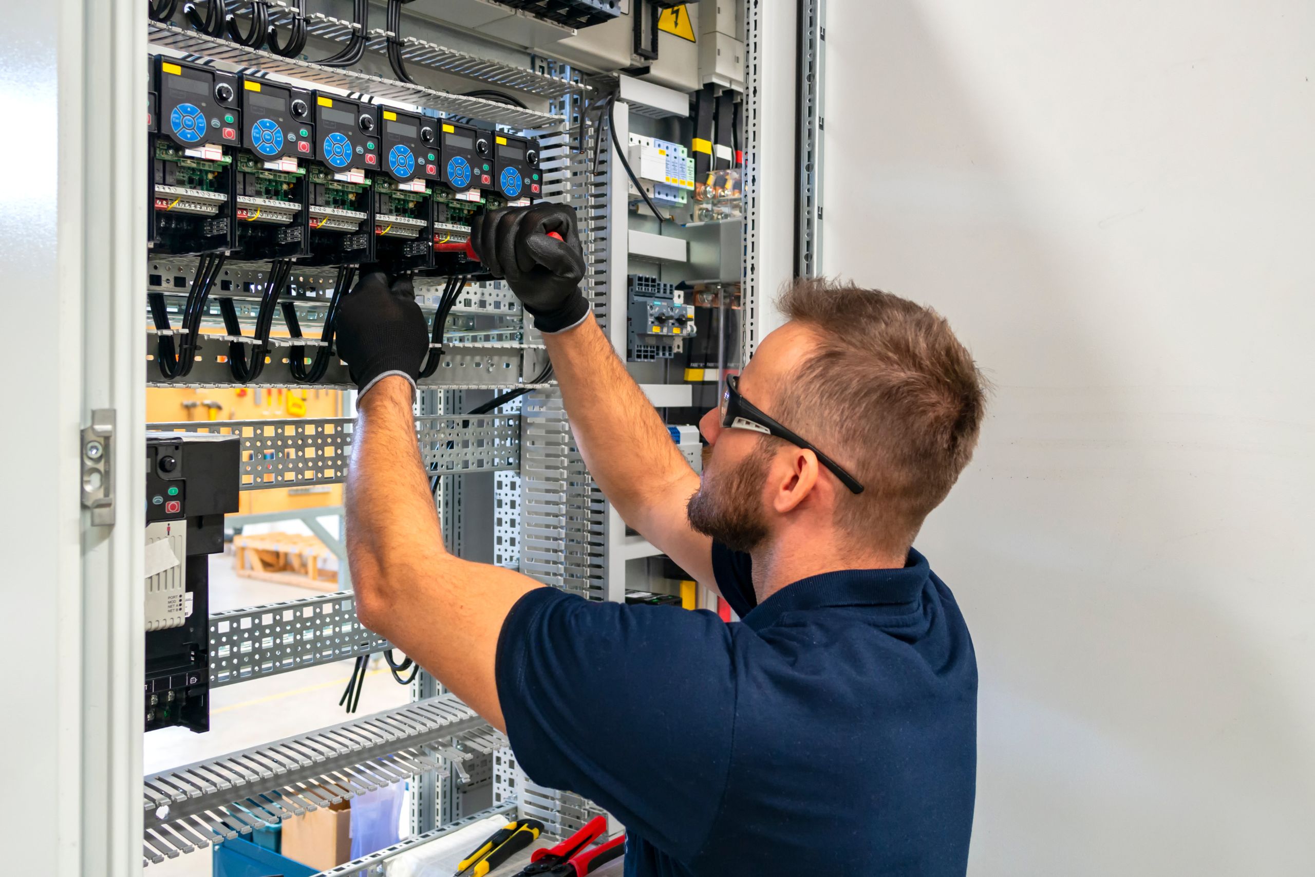 Why Landlords Should Hire Electricians